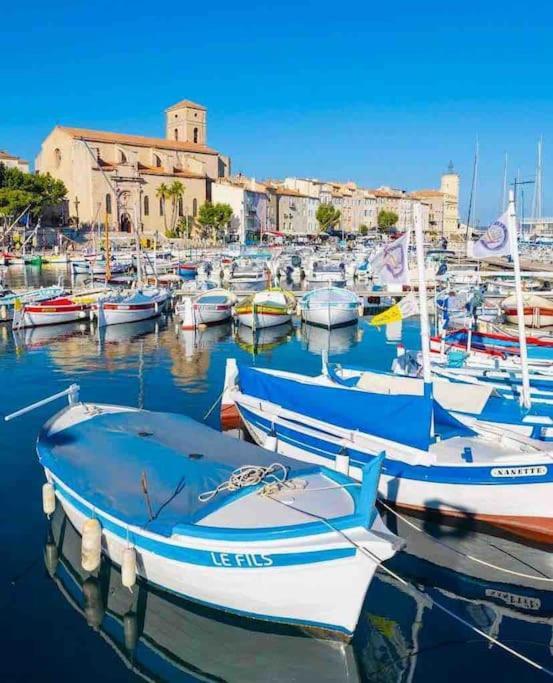Ferienwohnung Grand T2 53M2, Proche Plages Et Port , Parking . La Ciotat Exterior foto